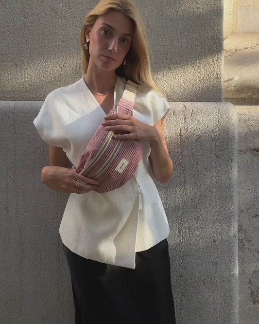 Banane en velours côtelé rose